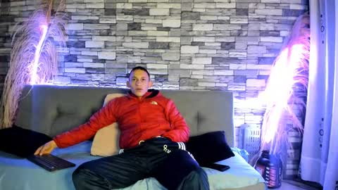 reymasterhot online show from October 8, 10:51 pm