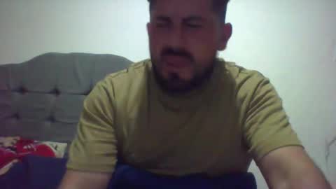 Snapshot of reyalad_mariana chatting on February 5, 2:40 am REYALAD online show from February 5, 2:40 am