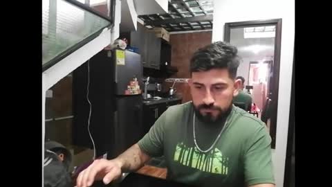 Snapshot of reyalad_mariana chatting on February 19, 3:27 pm REYALAD online show from February 19, 3:27 pm