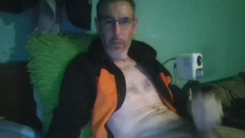 Snapshot of reyes_albert2006 chatting on November 15, 11:29 am reyes_albert2006 online show from November 15, 11:29 am