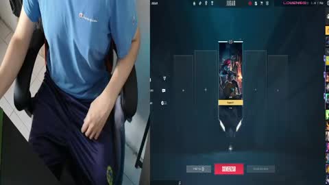 Snapshot of reynplay chatting on April 19, 10:23 pm Reynplay online show from April 19, 10:23 pm