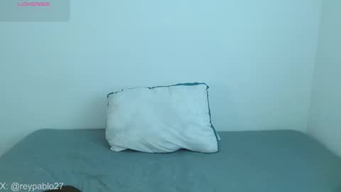 Snapshot of reypablo1 chatting on November 16, 2:33 pm REY PABLO Independent online show from November 16, 2:33 pm