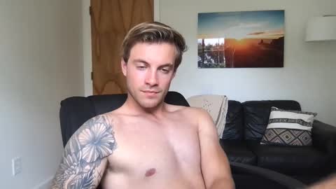 Snapshot of rguy114 chatting on September 9, 7:35 pm Ryan online show from September 9, 7:35 pm