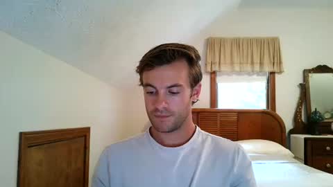 Snapshot of rguy114 chatting on October 6, 7:22 pm Ryan online show from October 6, 7:22 pm