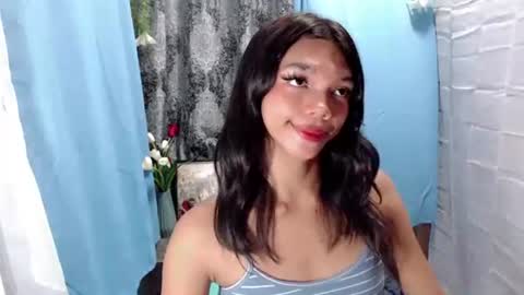 Snapshot of rhiana_slut chatting on November 14, 4:44 am rhiana_slut online show from November 14, 4:44 am