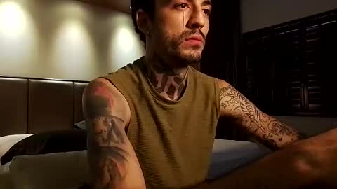 rhinoley online show from March 18, 8:34 pm