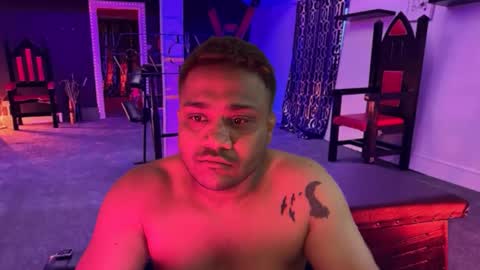 Snapshot of rhythmhates chatting on December 15, 4:22 pm Rhythm Hates online show from December 15, 4:22 pm