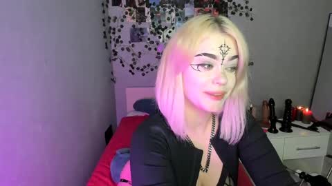 Snapshot of ri_rom chatting on April 4, 9:56 pm Rina online show from April 4, 9:56 pm