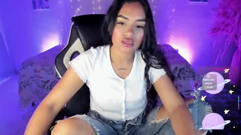 RianaK online show from December 19, 1:34 am