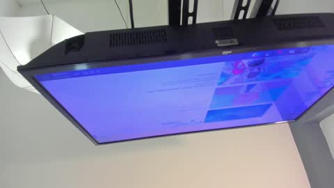 Riana online show from January 5, 5:30 am