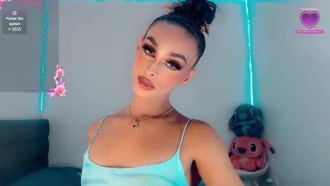 Snapshot of riannagarcia_ chatting on October 4, 7:50 am Rianna Garcia online show from October 4, 7:50 am