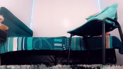 Snapshot of riannagarcia_ chatting on October 24, 3:47 am Rianna Garcia online show from October 24, 3:47 am