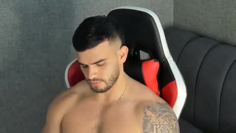 Snapshot of ricardogonzalez666 chatting on January 13, 4:28 am ricardogonzalez666 online show from January 13, 4:28 am