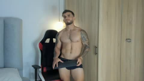 ricardogonzalez666 online show from July 25, 1:36 am