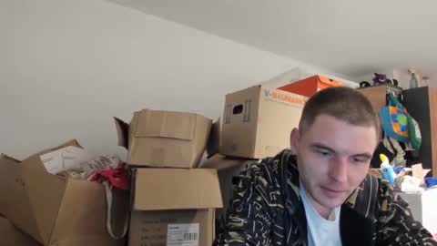 Snapshot of rich_richard567 chatting on March 6, 9:25 am rich_richard567 online show from March 6, 9:25 am