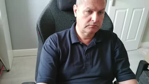 Snapshot of rich_uk56 chatting on May 28, 11:29 am UK Straight Guy online show from May 28, 11:29 am