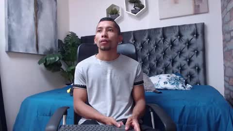 richar_voller online show from January 19, 12:28 pm