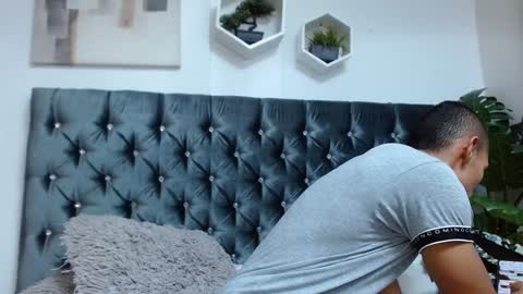 richar_voller online show from February 1, 2:24 pm