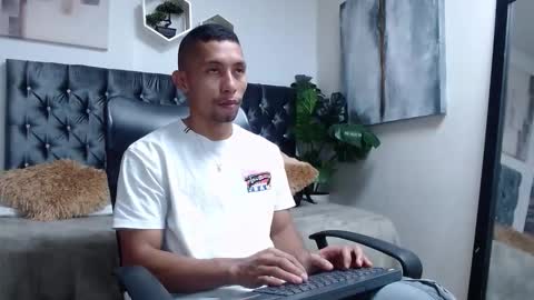 richar_voller online show from October 4, 11:19 am