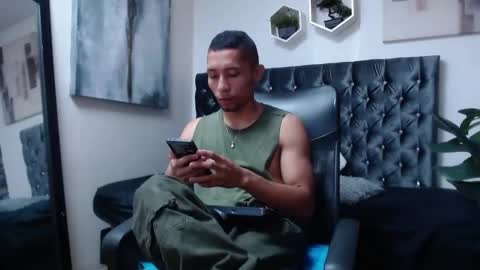 richar_voller online show from January 15, 11:15 am