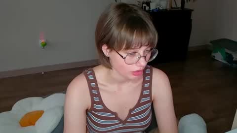 Luna online show from June 7, 3:38 pm