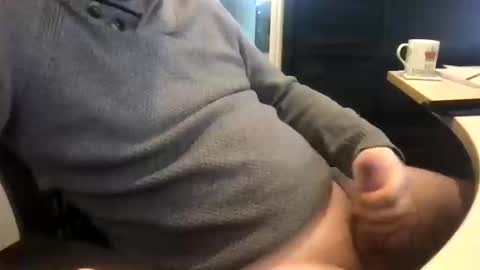 richgeezer20 online show from March 10, 9:36 am