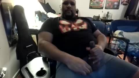 richiecen online show from December 3, 7:49 am