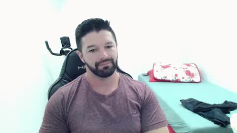 Snapshot of richrolland chatting on February 23, 5:18 pm Rickseduction online show from February 23, 5:18 pm