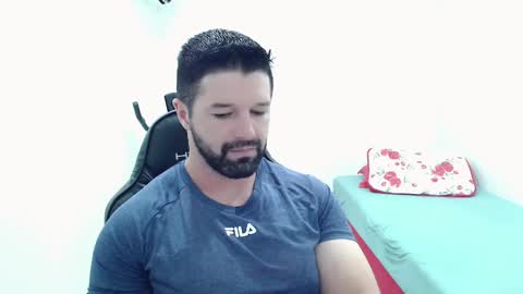 Snapshot of richrolland chatting on February 25, 6:09 pm Rickseduction online show from February 25, 6:09 pm