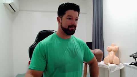 Snapshot of richrolland chatting on December 4, 8:56 am Rickseduction online show from December 4, 8:56 am