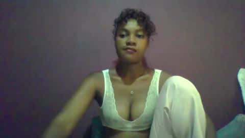 ricie001 online show from April 14, 12:11 pm