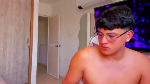 Snapshot of rick_shellby chatting on April 14, 5:30 pm Rick online show from April 14, 5:30 pm