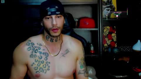 Snapshot of rickg_oficial chatting on October 26, 12:49 am RICKG online show from October 26, 12:49 am