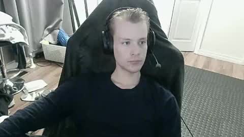 Snapshot of rickgosling chatting on November 13, 11:09 am rickgosling online show from November 13, 11:09 am