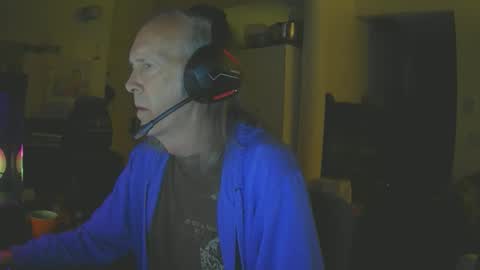 Snapshot of rickl56 chatting on October 24, 12:30 am rickl56 online show from October 24, 12:30 am