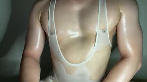 Snapshot of rickman5508542 chatting on May 15, 9:16 am R online show from May 15, 9:16 am