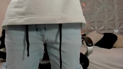 Snapshot of ricky_owens1 chatting on November 22, 7:02 pm Ricky online show from November 22, 7:02 pm