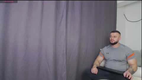 rickymiami1 online show from February 19, 6:04 pm