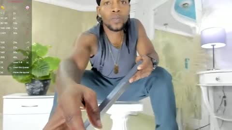 Snapshot of ricobrown777 chatting on May 24, 3:44 am RicoBrowm online show from May 24, 3:44 am
