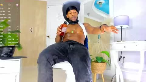 Snapshot of ricobrown777 chatting on June 13, 4:10 am RicoBrowm online show from June 13, 4:10 am