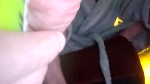 Snapshot of ridetherodd96 chatting on December 15, 3:00 am ridetherodd96 online show from December 15, 3:00 am