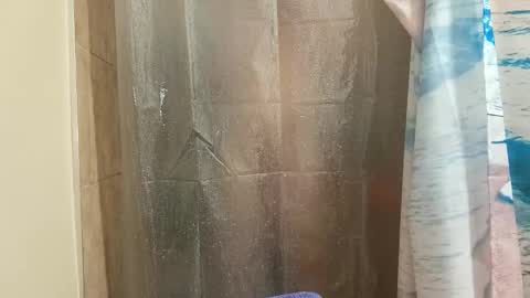 Snapshot of ridiculousness00 chatting on December 16, 11:07 pm bwc daddy online show from December 16, 11:07 pm