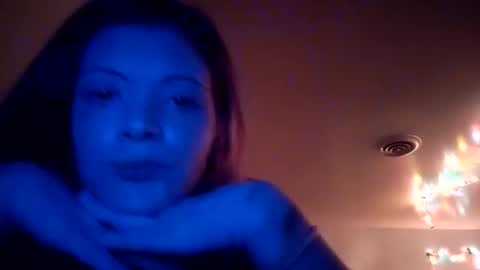 ridinghoodred online show from December 2, 5:46 am