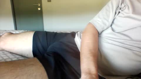 Snapshot of rielol23 chatting on October 29, 9:49 pm rielol23 online show from October 29, 9:49 pm