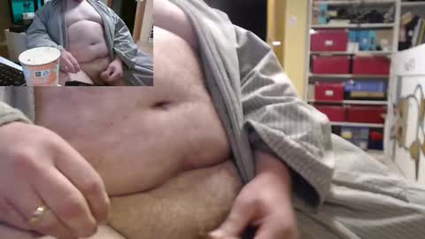 Snapshot of riemen78 chatting on October 28, 10:45 pm riemen78 online show from October 28, 10:45 pm