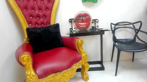 Snapshot of rihana_grey chatting on October 10, 10:14 am Rihana online show from October 10, 10:14 am