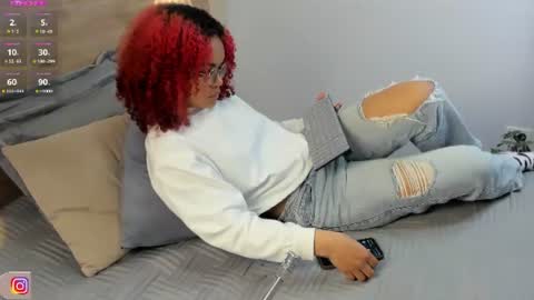 Snapshot of rihannadeep chatting on June 18, 9:58 am Sara online show from June 18, 9:58 am