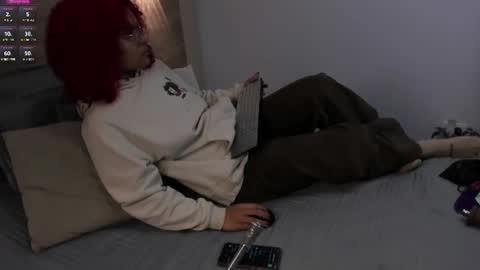 Snapshot of rihannadeep chatting on July 2, 9:59 am Sara online show from July 2, 9:59 am