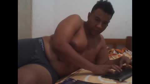 Snapshot of rihnohot chatting on October 26, 2:17 am RhinoHot online show from October 26, 2:17 am