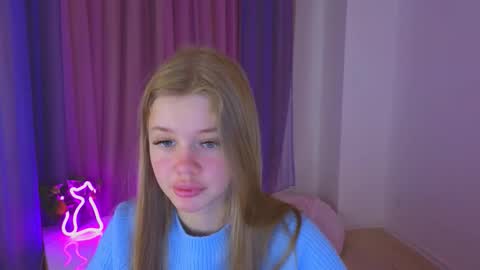 Snapshot of riinaaa chatting on October 8, 8:50 pm Rina online show from October 8, 8:50 pm